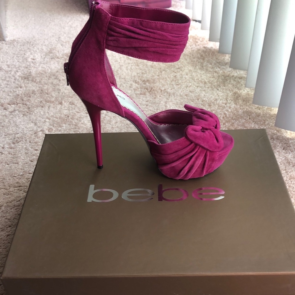 BEBE Luella Heals Boysenberry NEW